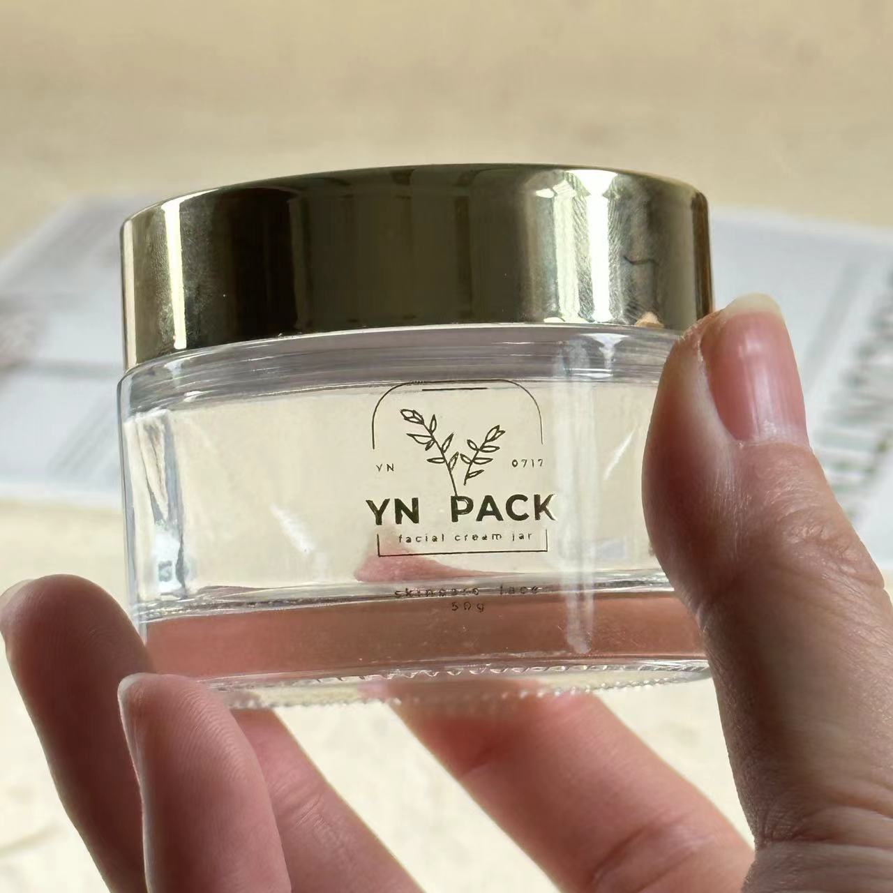 luxury glass jar Wholesa frost - Luxury Skincare Jars incelemesi ve fiyatı